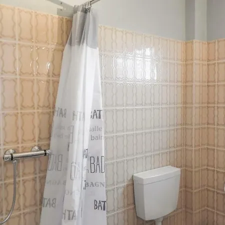 Stunning In W/ Wifi And 1 Bedrooms * Dagebüll